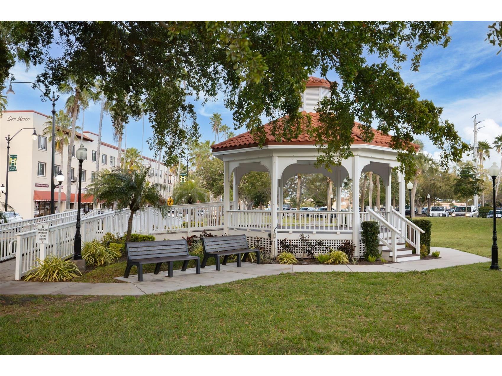 528 Briarwood Road Venice FL 34293 A4660416 image42