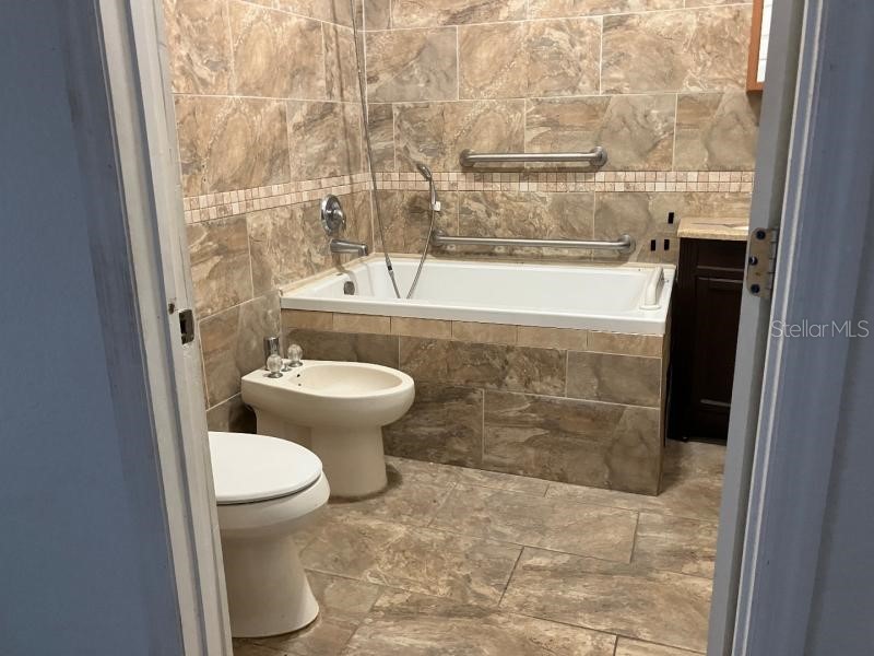 528 E Church Street Deland FL 32724 O6367988 image7