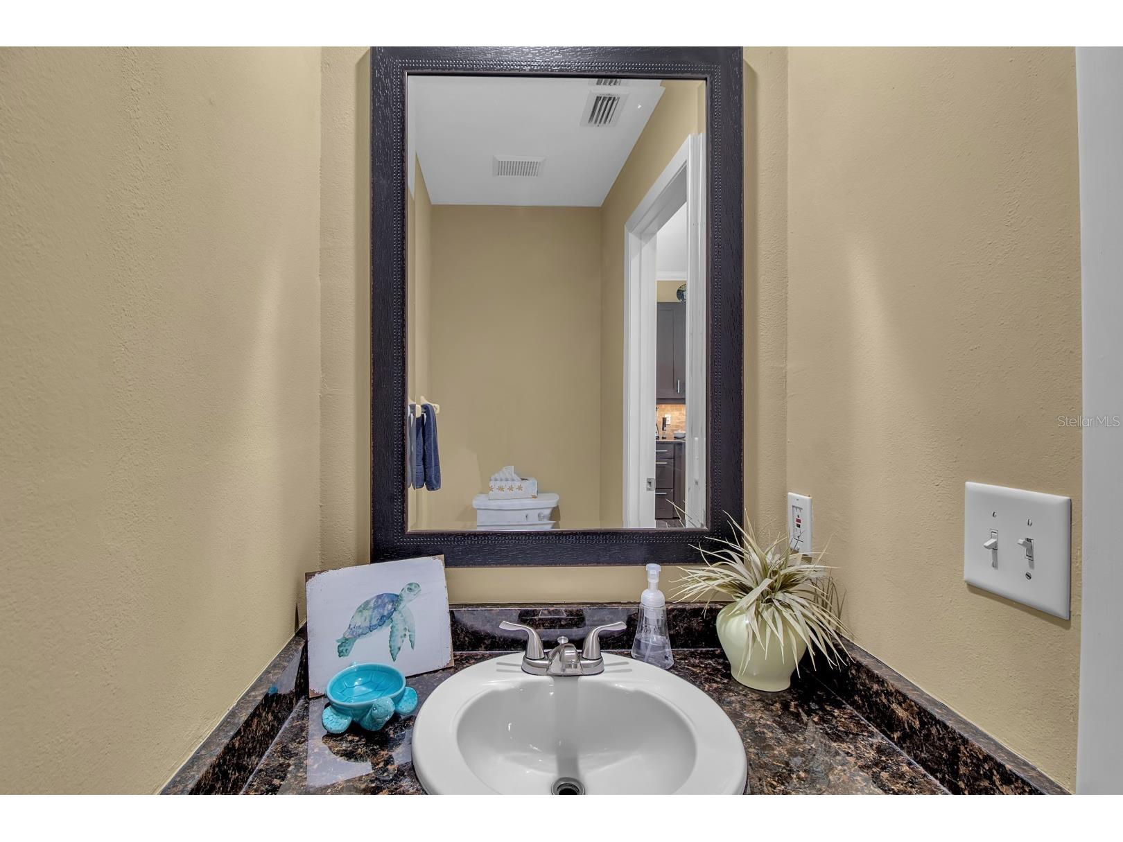 528 Forest Way Longboat Key FL 34228 - SARASOTA BAY A4662713 image17