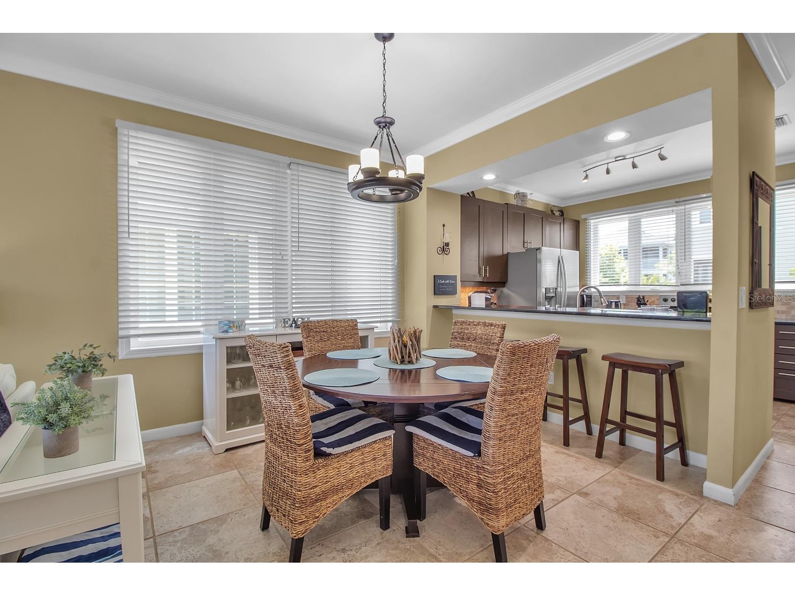 528 Forest Way Longboat Key FL 34228 - SARASOTA BAY A4662713 image5