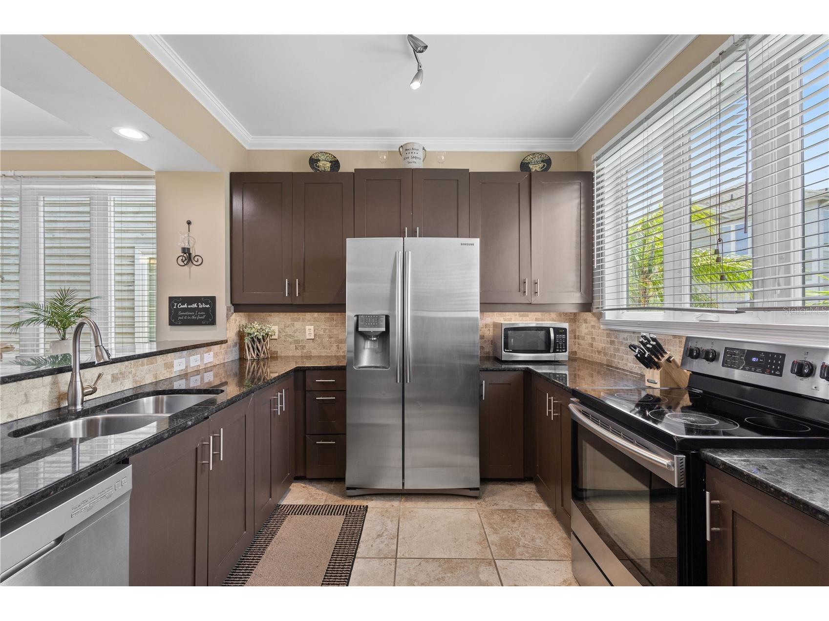 528 Forest Way Longboat Key FL 34228 A4695863 image11