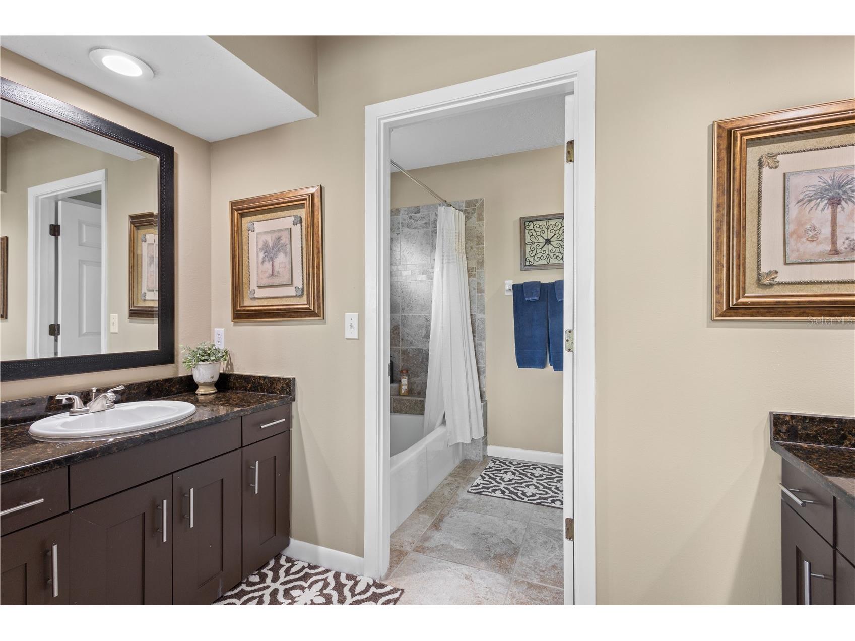 528 Forest Way Longboat Key FL 34228 A4695863 image20