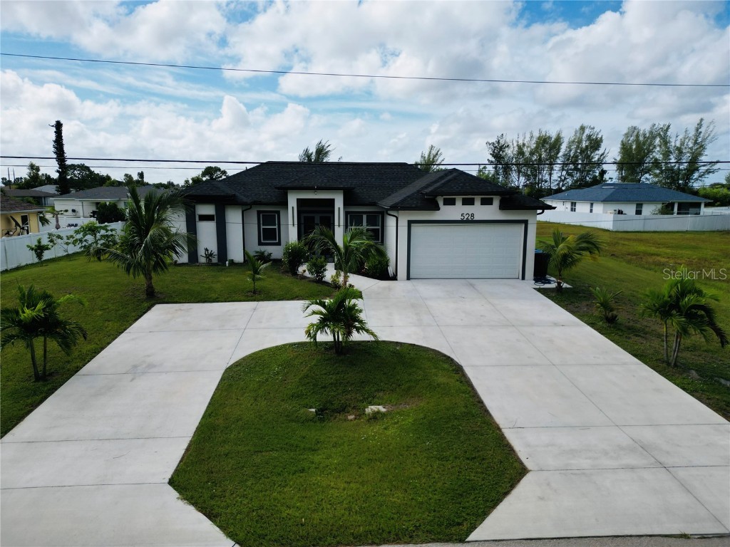 528 Jacaranda Parkway E Cape Coral FL 33909 A4668942 image1