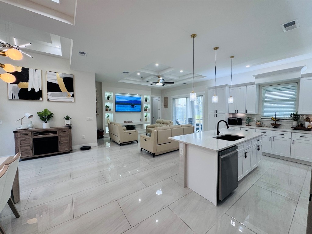 528 Jacaranda Parkway E Cape Coral FL 33909 A4668942 image12