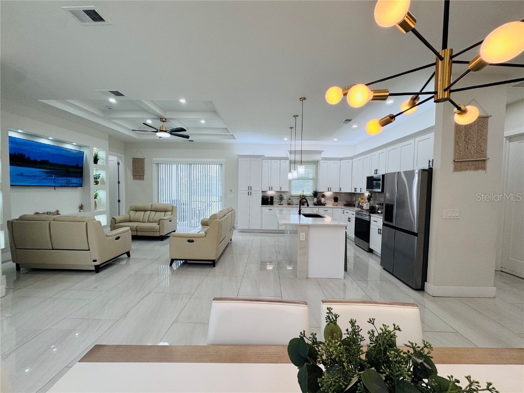 528 Jacaranda Parkway E Cape Coral FL 33909 A4668942 image14