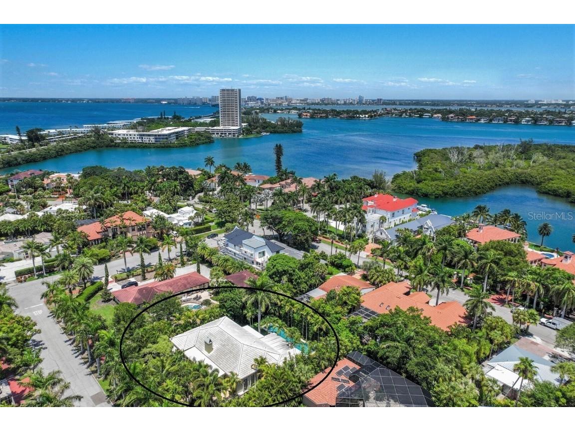 528 Jackson Drive Sarasota FL 34236 A4540471 image1