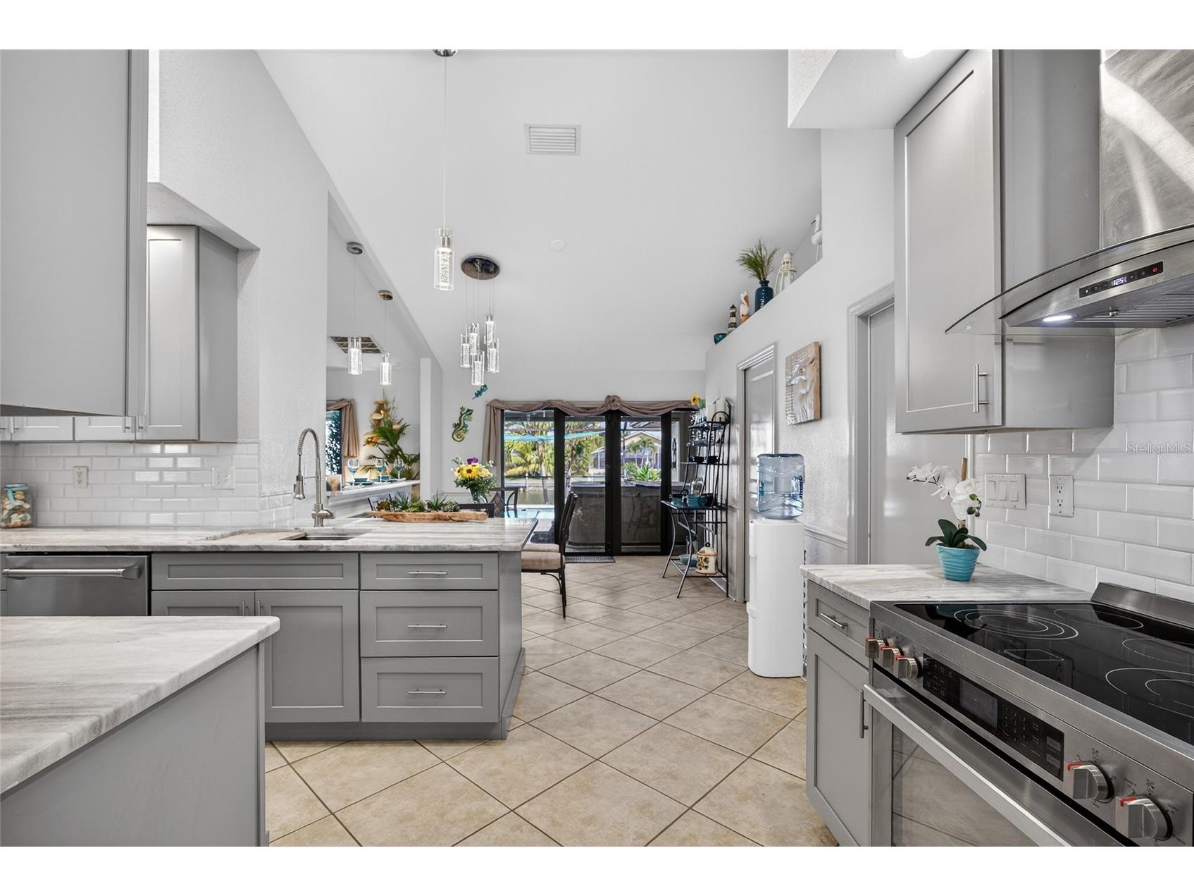 528 Marseilles Court Punta Gorda FL 33950 C7519721 image16