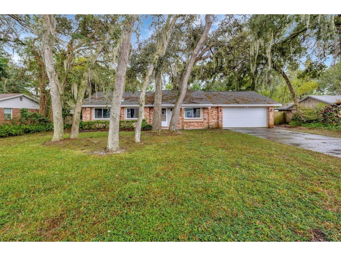 528 Pineview Street Altamonte Springs FL 32701 O6255679 image1