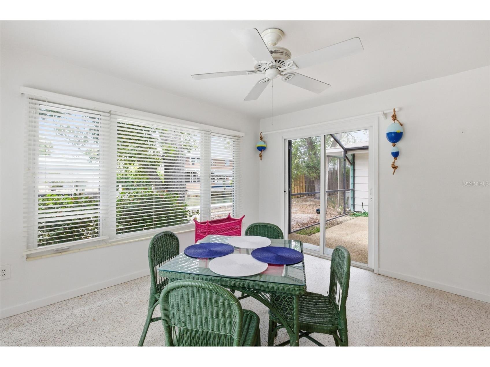 528 Ralph Street Siesta Key FL 34242 TB8491348 image13