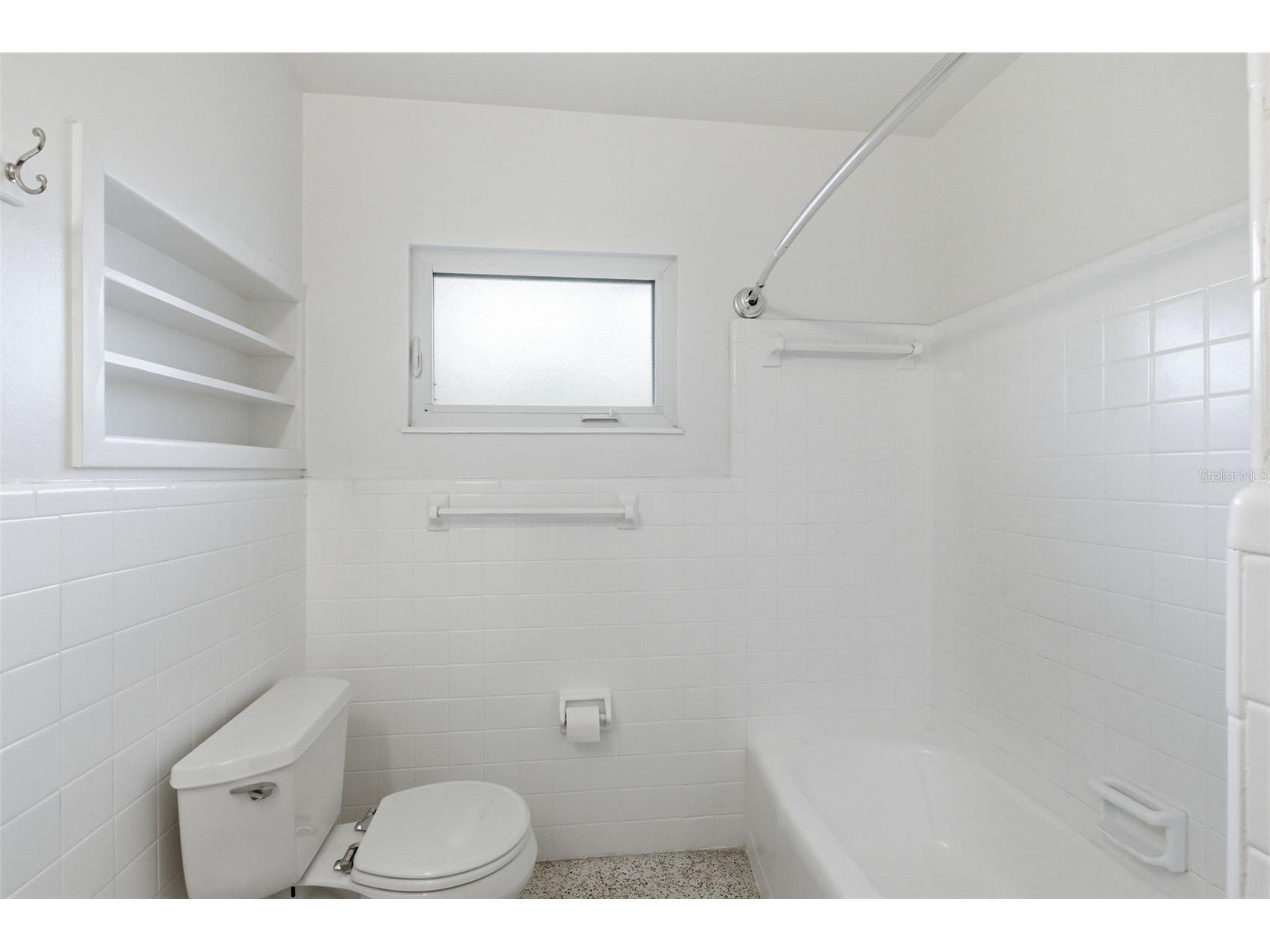 528 Ralph Street Siesta Key FL 34242 TB8491348 image19