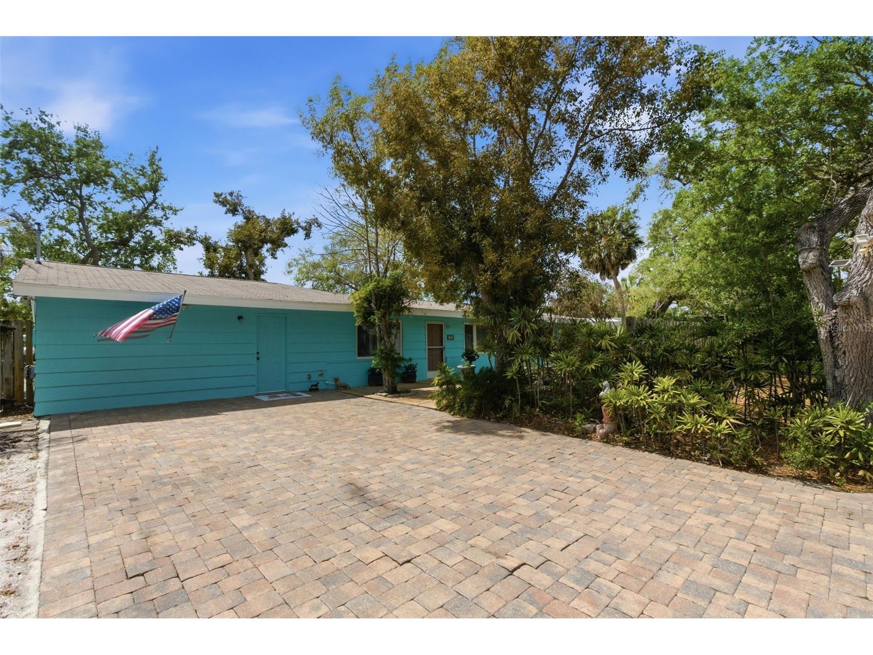 528 Ralph Street Siesta Key FL 34242 TB8491348 image25