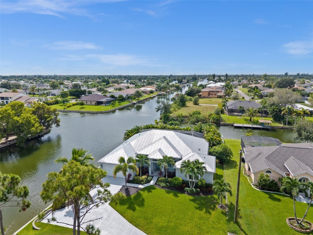 528 SE 14th Terrace Cape Coral FL 33990 C7515921 image1