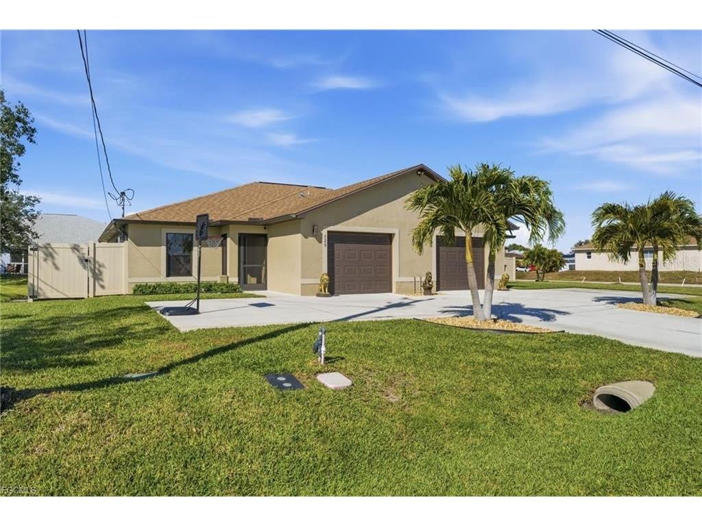 528 SE 5th Place Cape Coral FL 33990 C7522462 image3