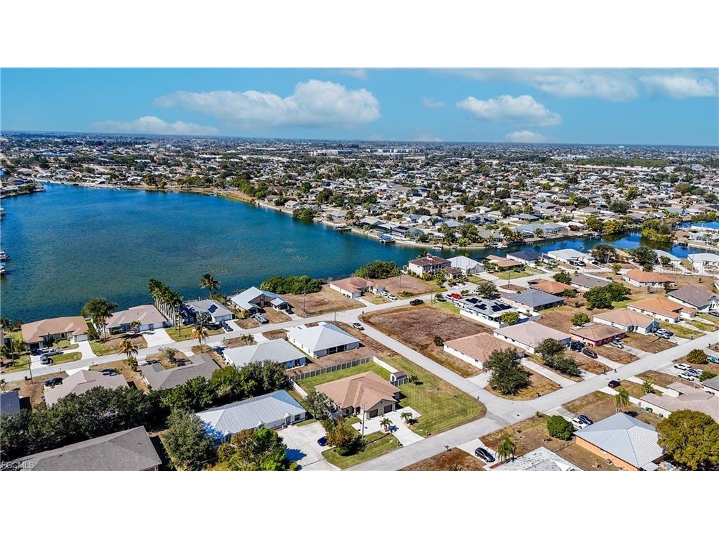 528 SE 5th Place Cape Coral FL 33990 C7522462 image37