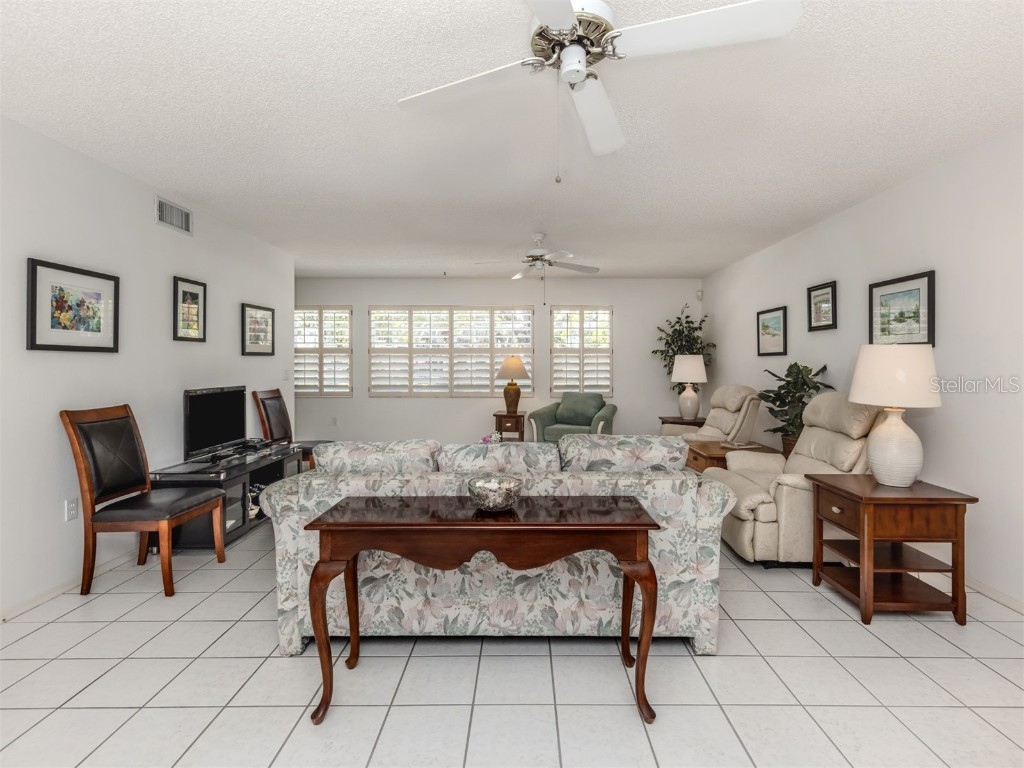 528 W Venice Avenue #1 Venice FL 34285 N6138875 image13