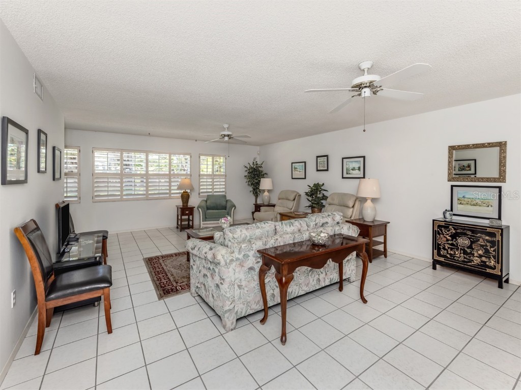 528 W Venice Avenue #1 Venice FL 34285 N6138875 image14