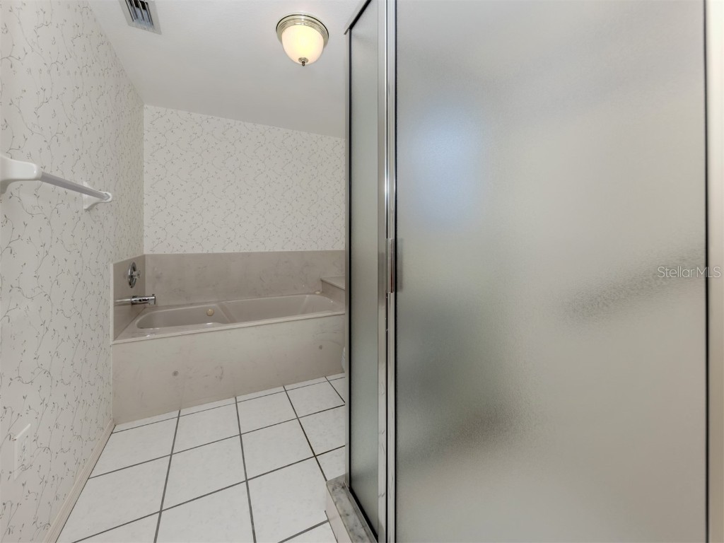 528 W Venice Avenue #1 Venice FL 34285 N6138875 image21