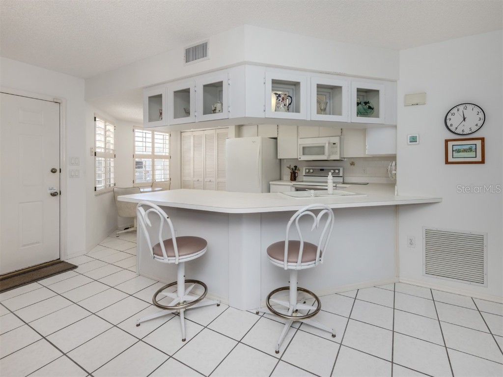 528 W Venice Avenue #1 Venice FL 34285 N6138875 image6