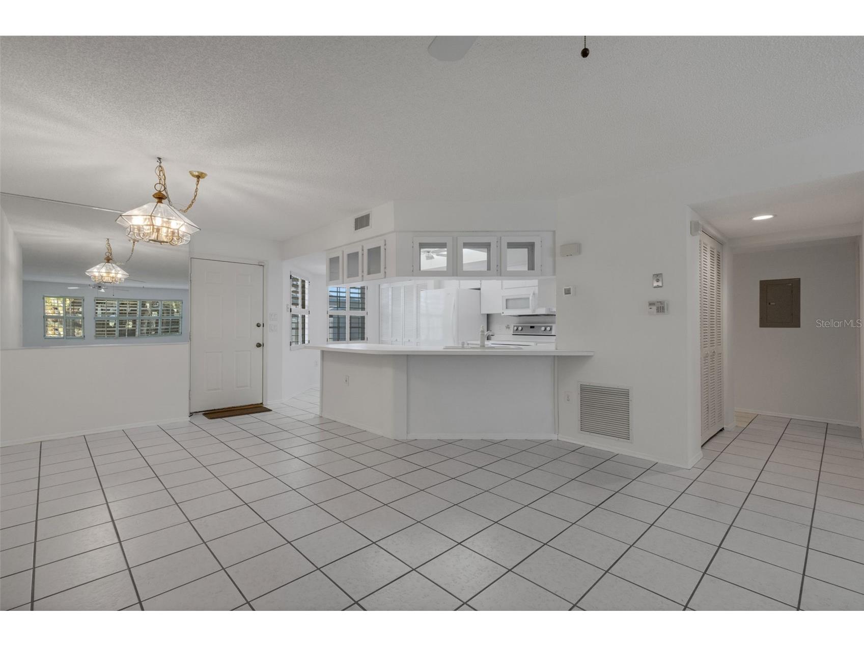 528 W Venice Avenue # 1 Venice FL 34285 - GULF OF MEXICO N6143972 image9