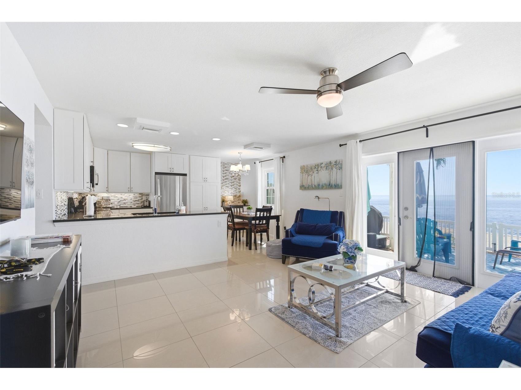 5280 Coquina Key Drive SE #A FURNISHED SEASONAL Saint Petersburg FL 33705 - TAMPA BAY TB8507627 image4