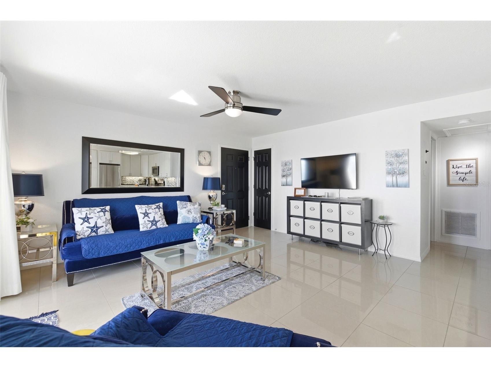 5280 Coquina Key Drive SE #A FURNISHED SEASONAL Saint Petersburg FL 33705 - TAMPA BAY TB8507627 image6
