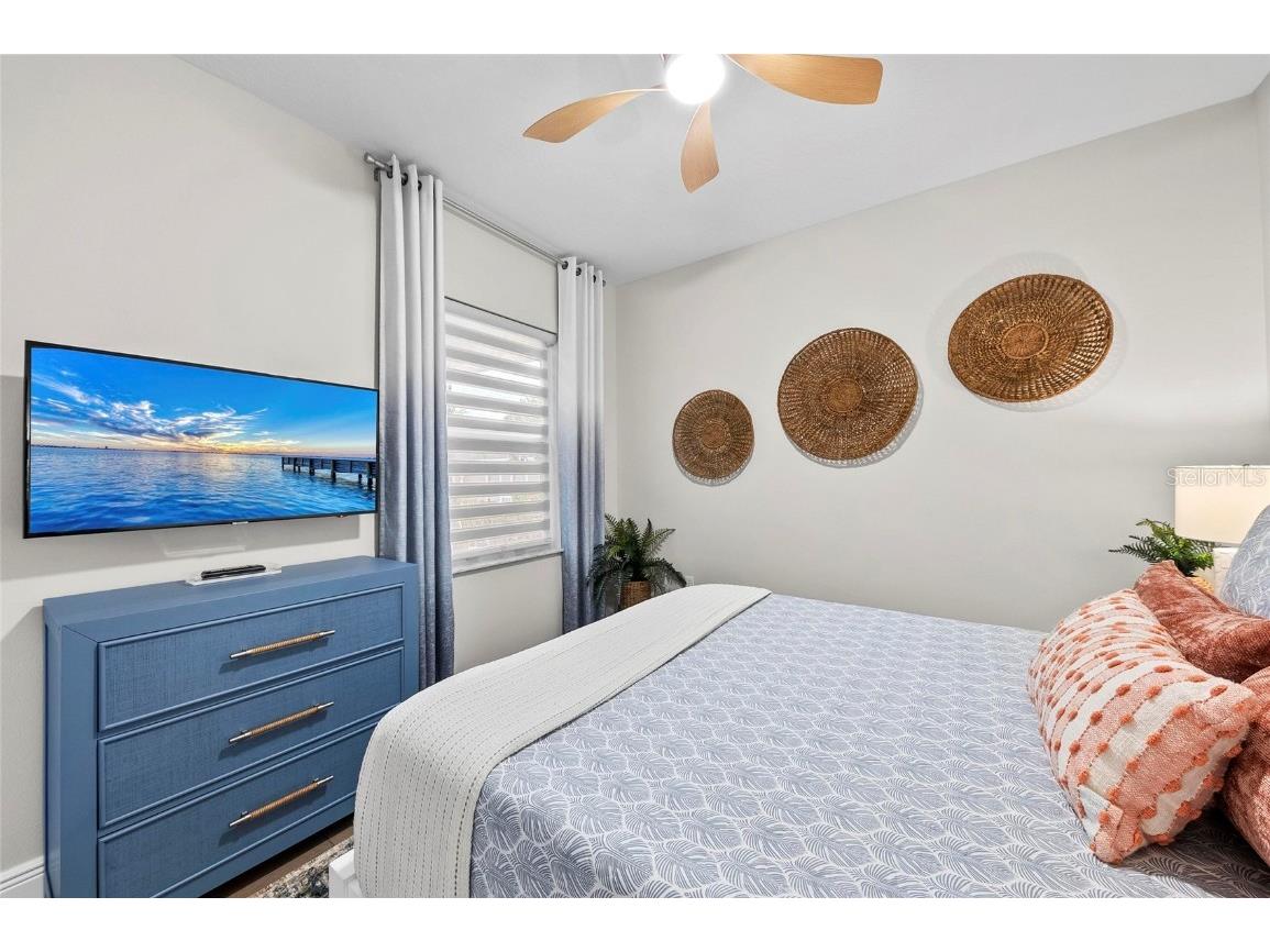 5280 Hyland Hills Avenue #1812 Sarasota FL 34241 A4661689 image42