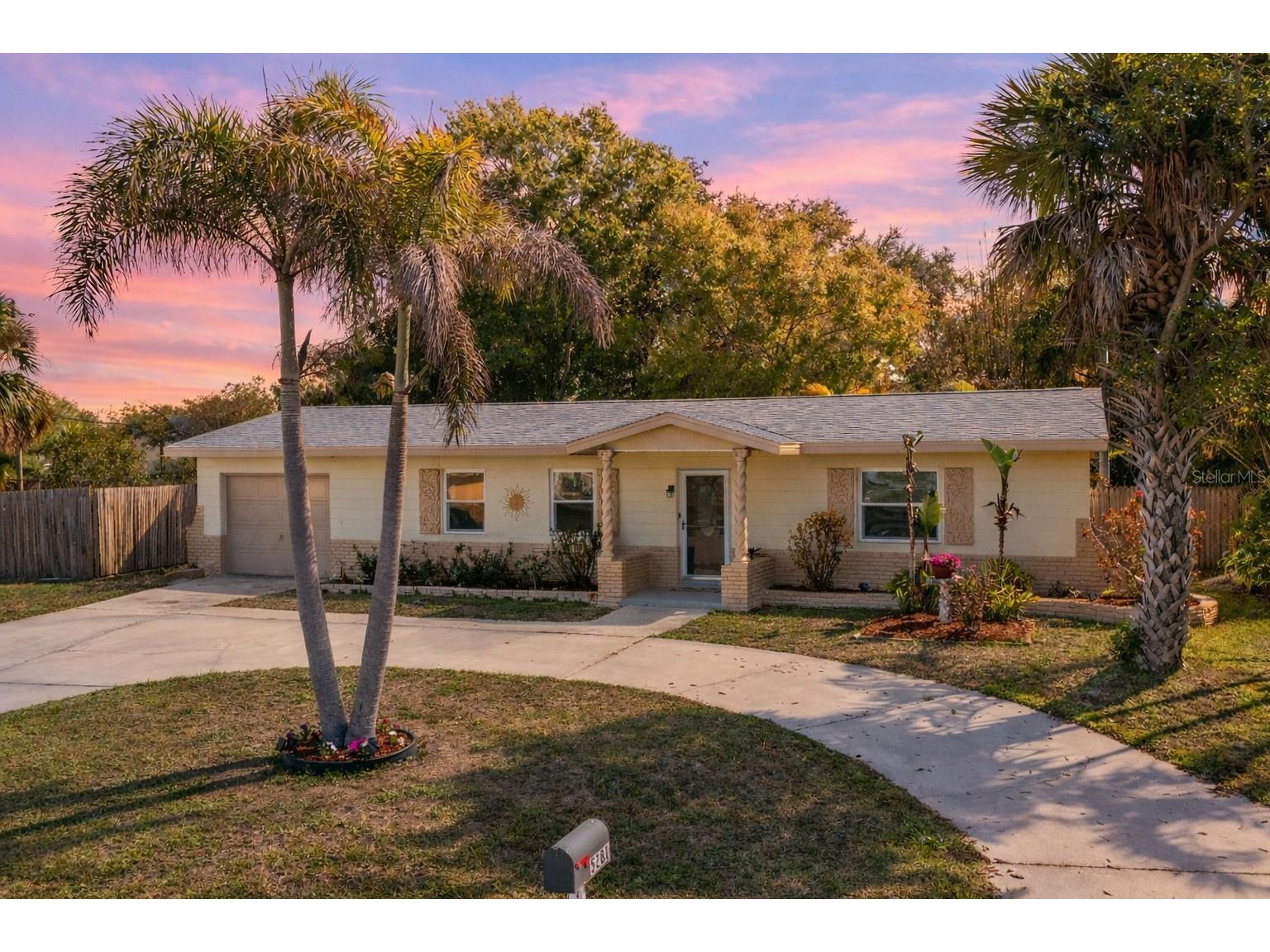 5281 57th Street N Kenneth City FL 33709 TB8485727 image1