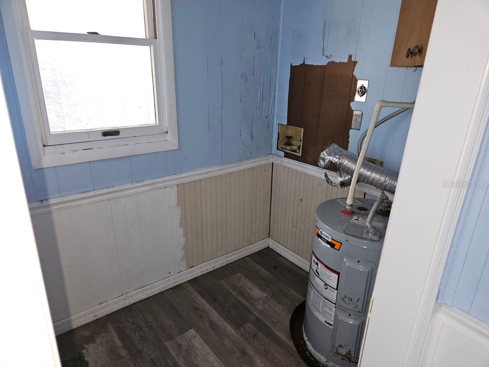 5281 Tuna Lane Weeki Wachee FL 34607 - WEEKI WACHEE RIVER W7880809 image12