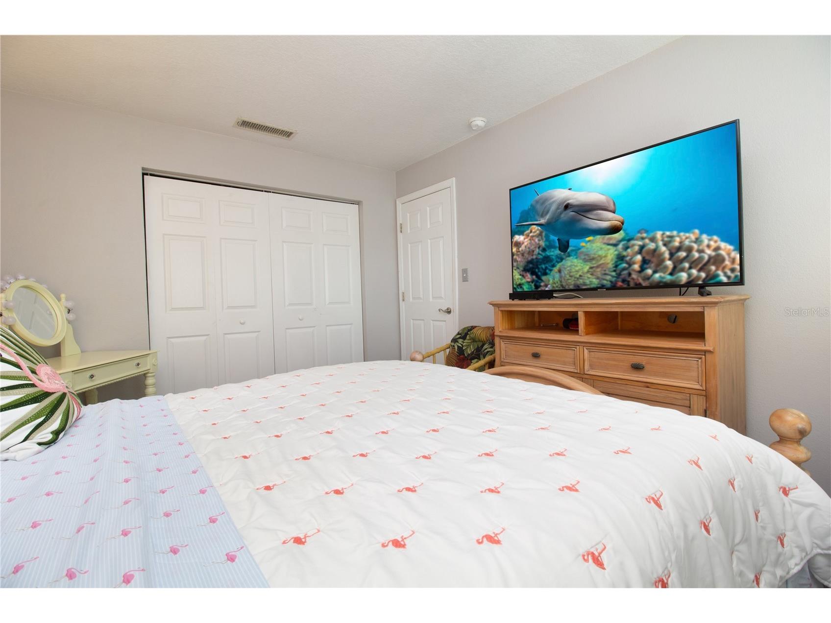 5282 Beach Drive SE #APT D Saint Petersburg FL 33705 - TAMPA BAY AND LITTLE BAYOU TB8513884 image12