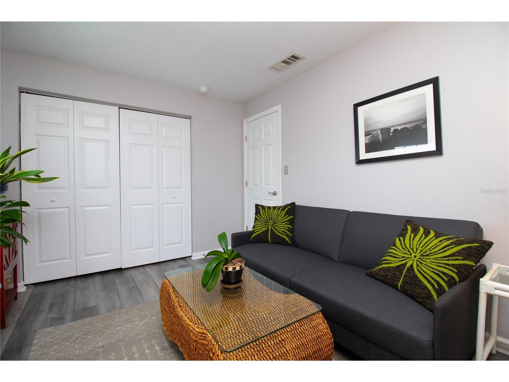 5282 Beach Drive SE #APT D Saint Petersburg FL 33705 - TAMPA BAY AND LITTLE BAYOU TB8513884 image13