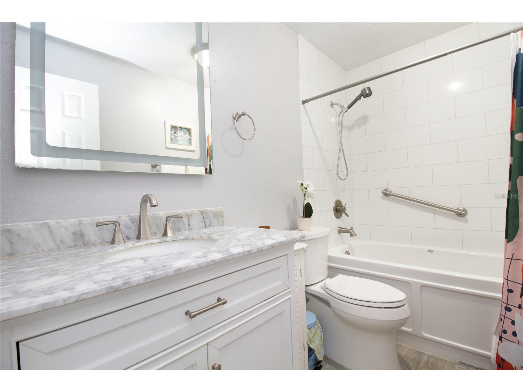 5282 Beach Drive SE #APT D Saint Petersburg FL 33705 - TAMPA BAY AND LITTLE BAYOU TB8513884 image15