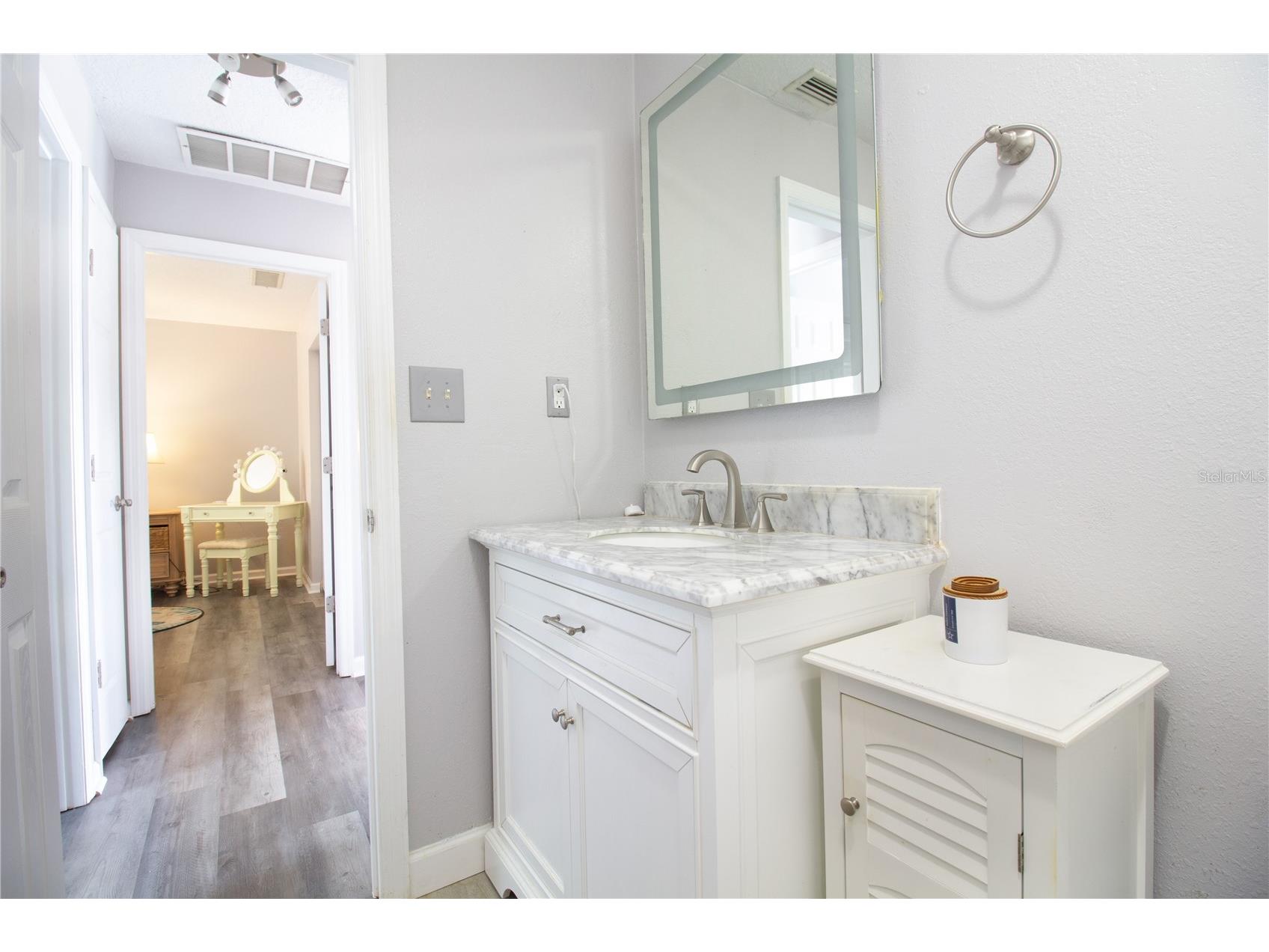 5282 Beach Drive SE #APT D Saint Petersburg FL 33705 - TAMPA BAY AND LITTLE BAYOU TB8513884 image16