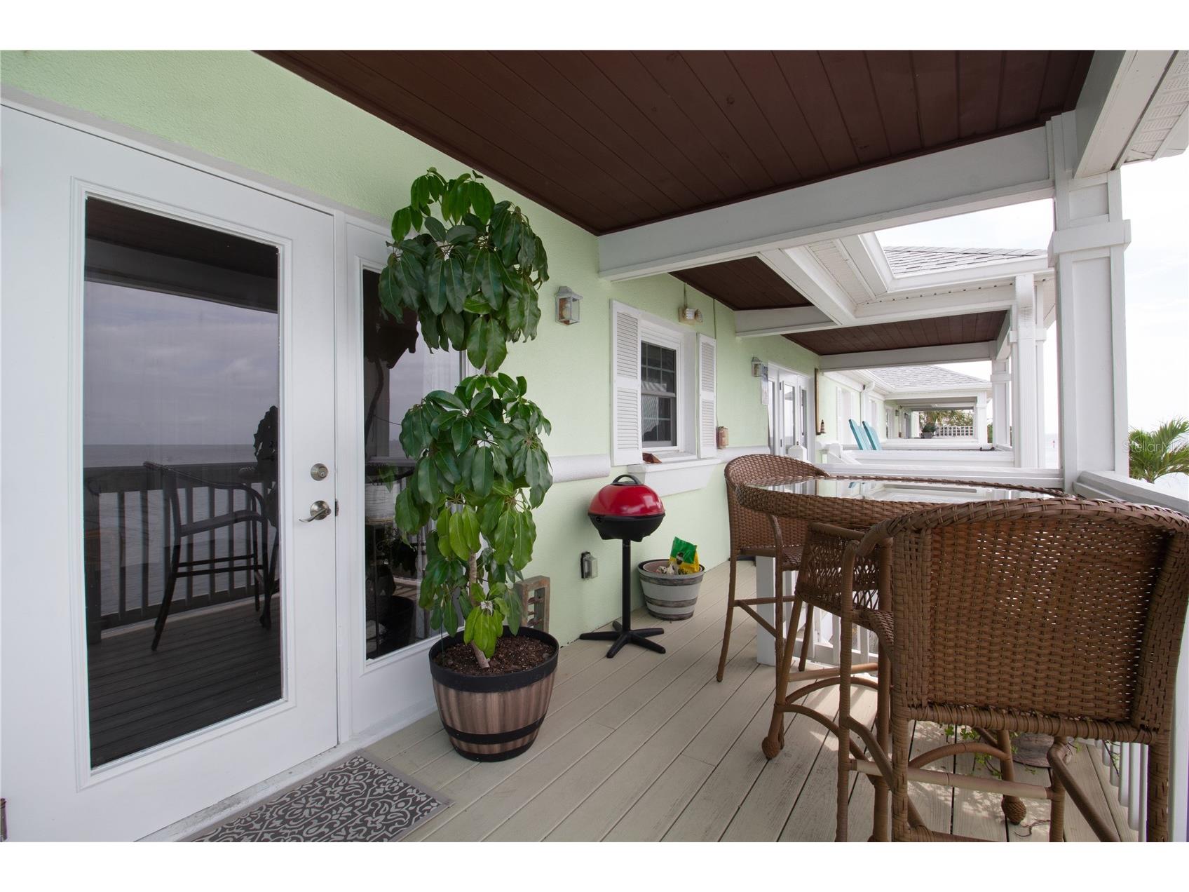 5282 Beach Drive SE #APT D Saint Petersburg FL 33705 - TAMPA BAY AND LITTLE BAYOU TB8513884 image18
