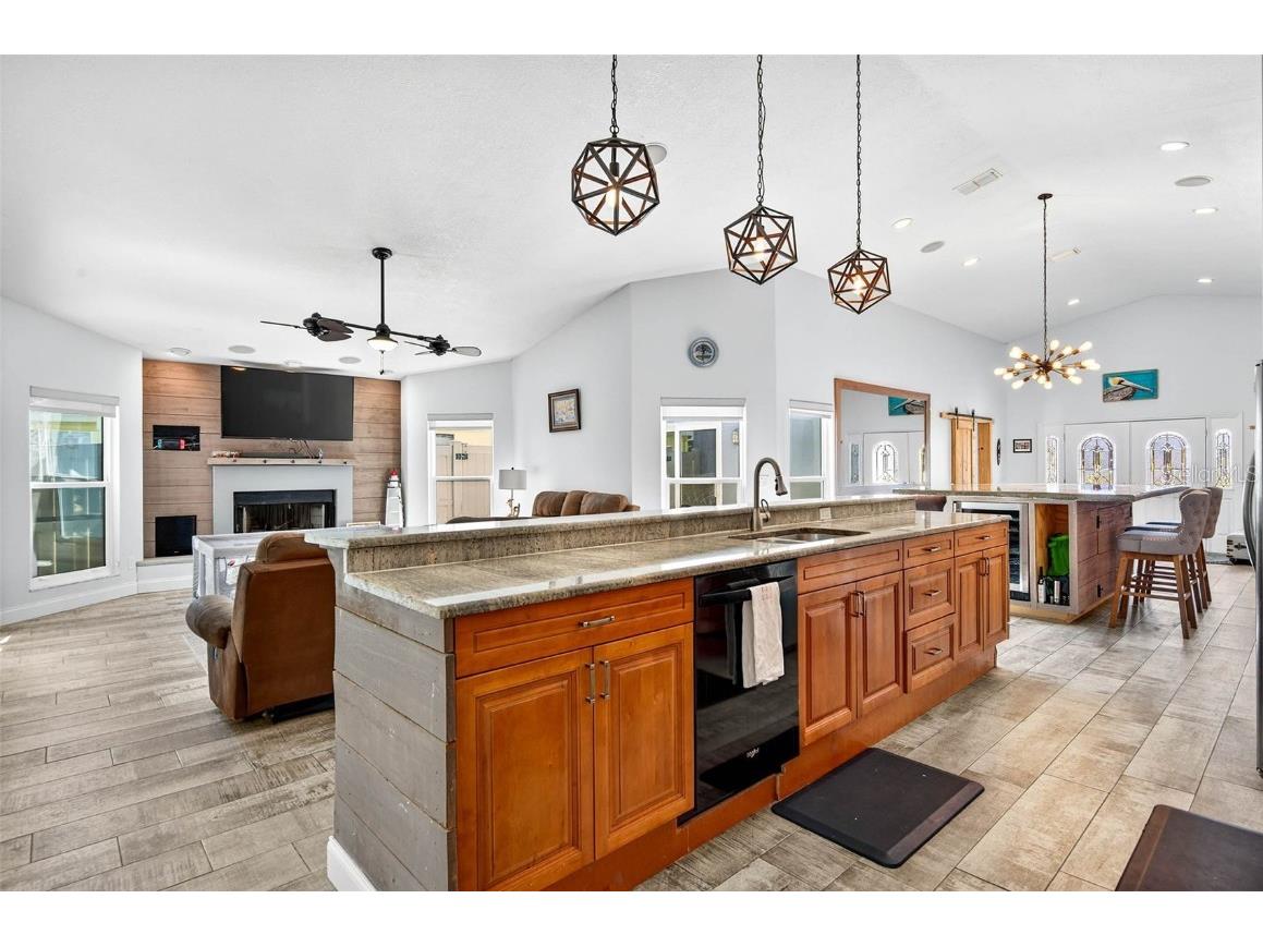 5282 White Sand Circle NE Saint Petersburg FL 33703 TB8445179 image15