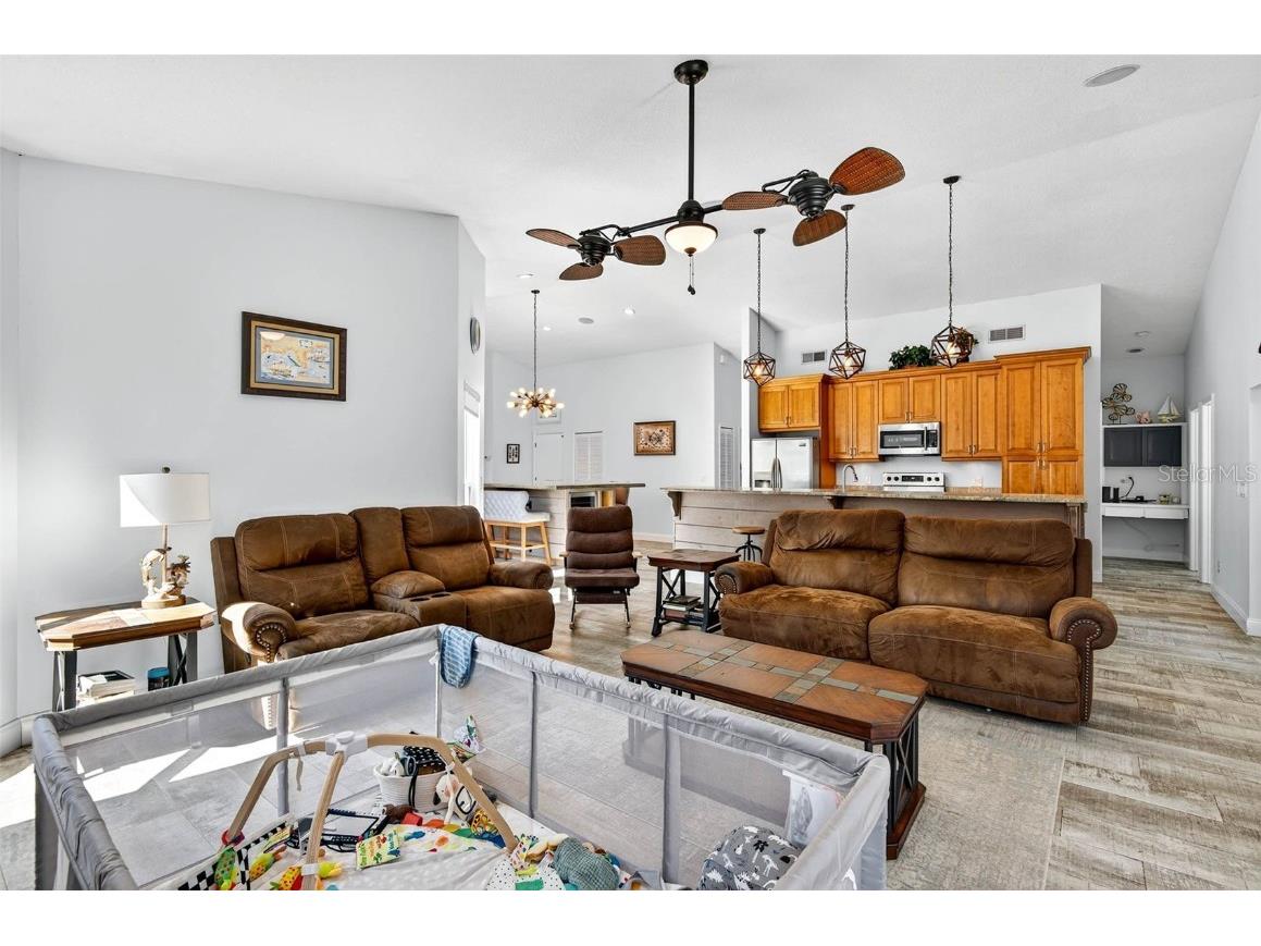 5282 White Sand Circle NE Saint Petersburg FL 33703 TB8445179 image19