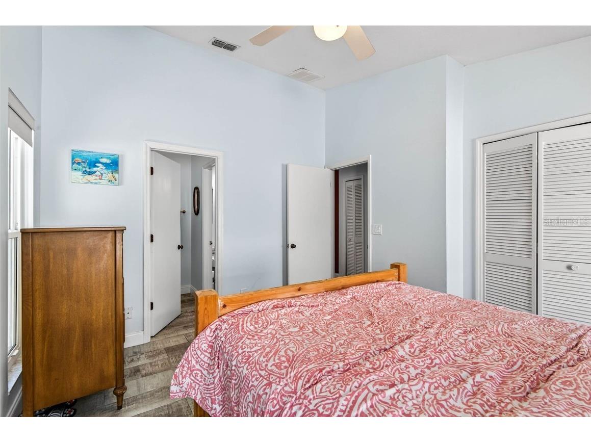 5282 White Sand Circle NE Saint Petersburg FL 33703 TB8445179 image30