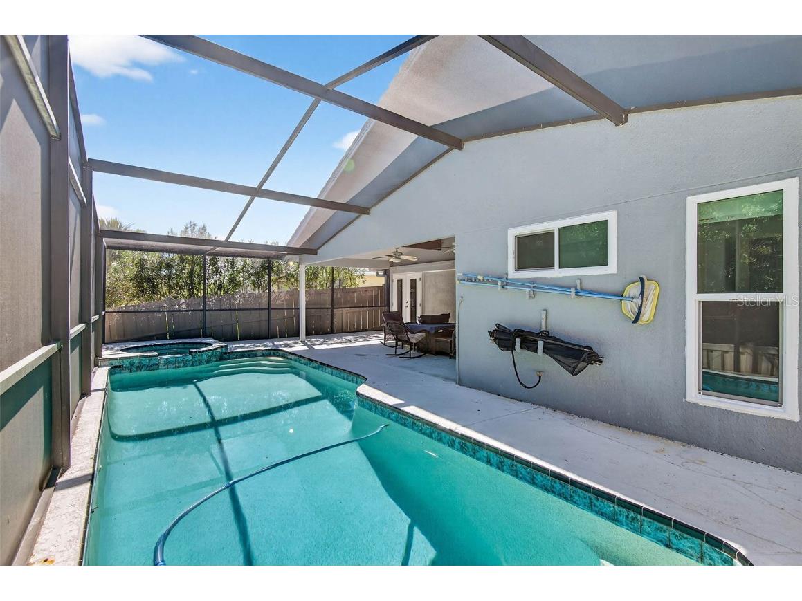 5282 White Sand Circle NE Saint Petersburg FL 33703 TB8445179 image45