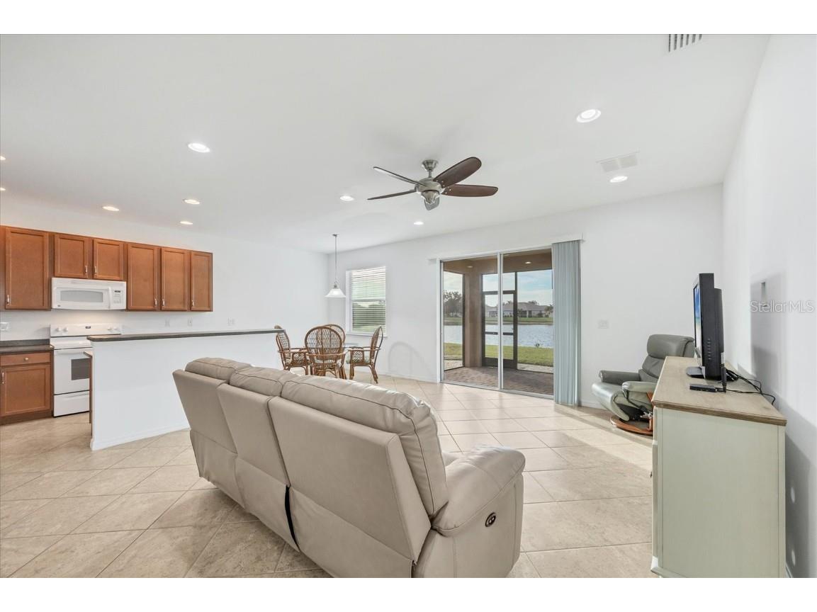 5283 Canyonland Way Venice FL 34293 A4673552 image11