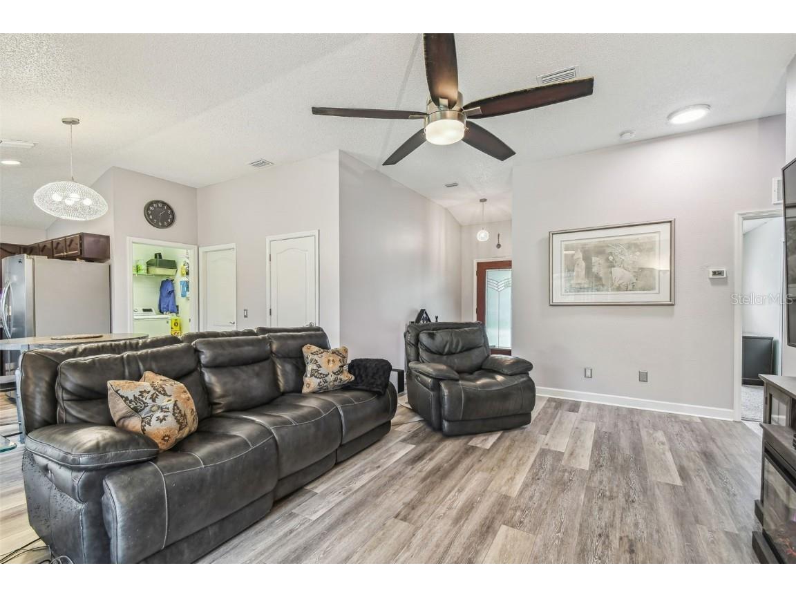 5284 Landover Boulevard Spring Hill FL 34609 TB8404358 image12