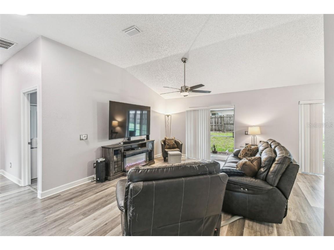 5284 Landover Boulevard Spring Hill FL 34609 TB8404358 image21