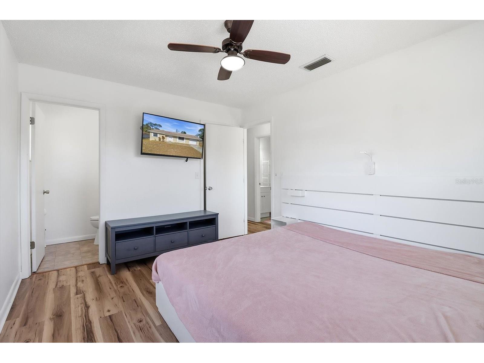 5284 Springwood Road Spring Hill FL 34609 OM717646 image23