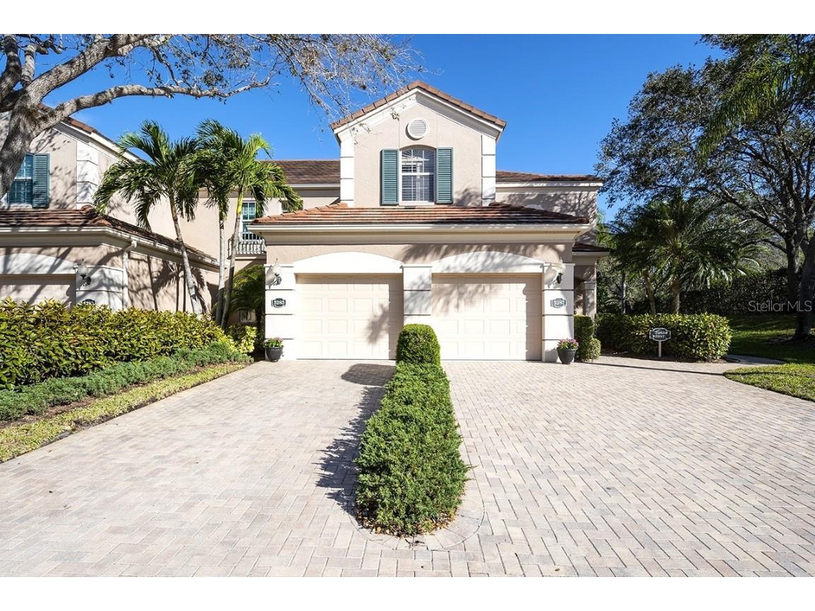 5285 Descanso Court #2BD18 Sarasota FL 34238 A4561134 image1