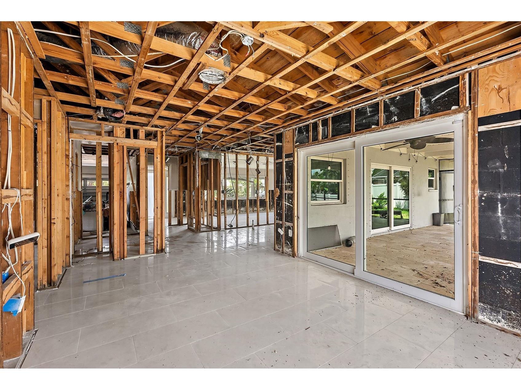5285 Dover Street NE Saint Petersburg FL 33703 - TAMPA BAY TB8400937 image14