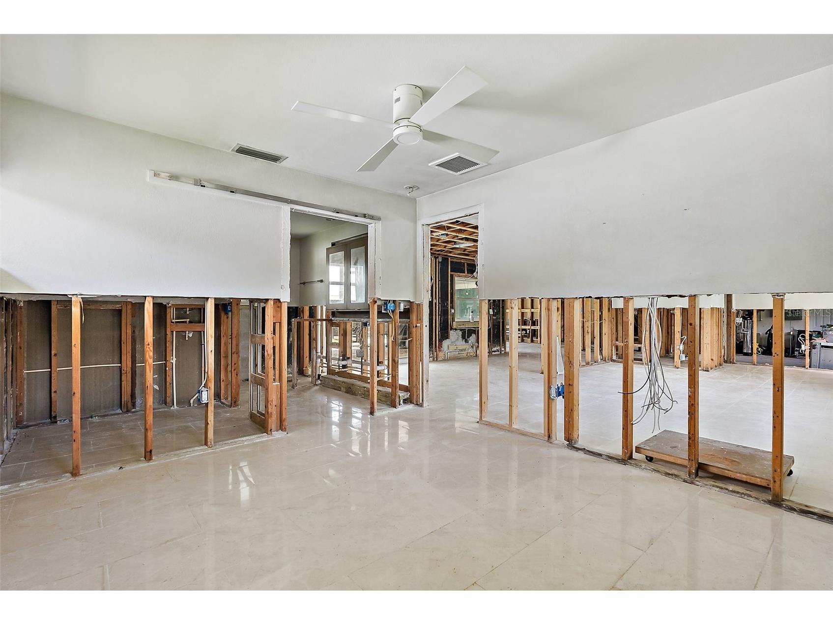 5285 Dover Street NE Saint Petersburg FL 33703 - TAMPA BAY TB8400937 image15