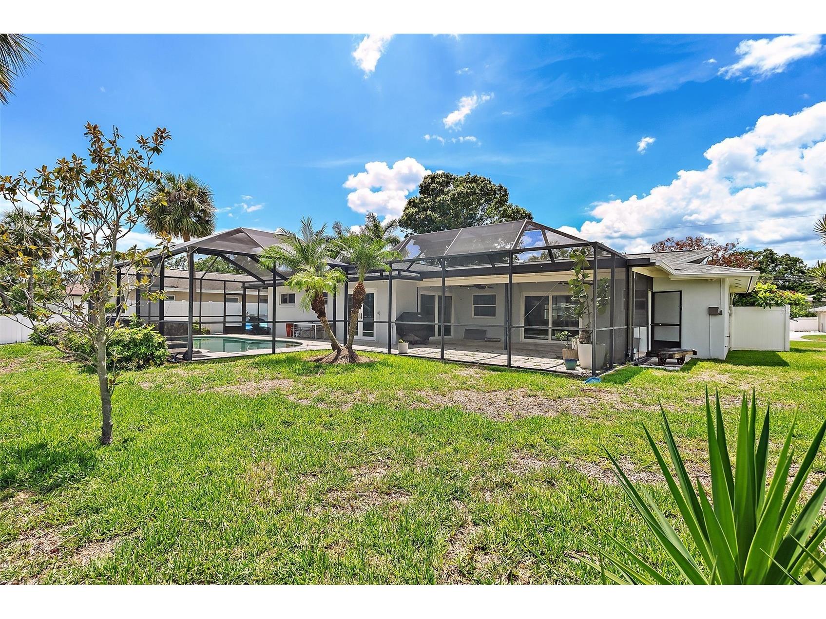 5285 Dover Street NE Saint Petersburg FL 33703 - TAMPA BAY TB8400937 image24