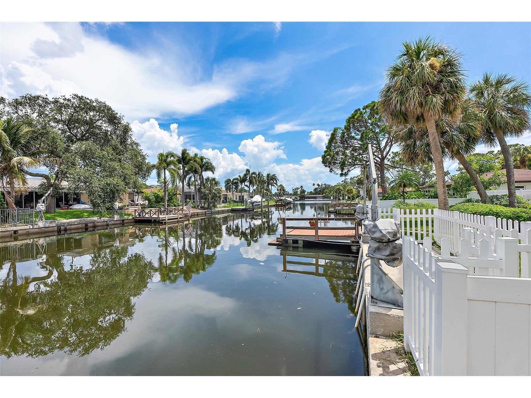 5285 Dover Street NE Saint Petersburg FL 33703 - TAMPA BAY TB8400937 image4