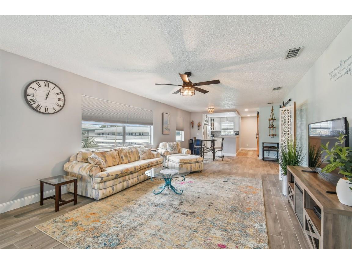 5286 81st Street N #26 Saint Petersburg FL 33709 TB8410093 image10