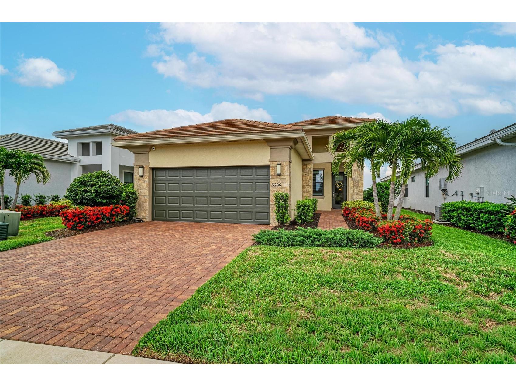 5286 Barnett Circle Bradenton FL 34211 A4699156 image1