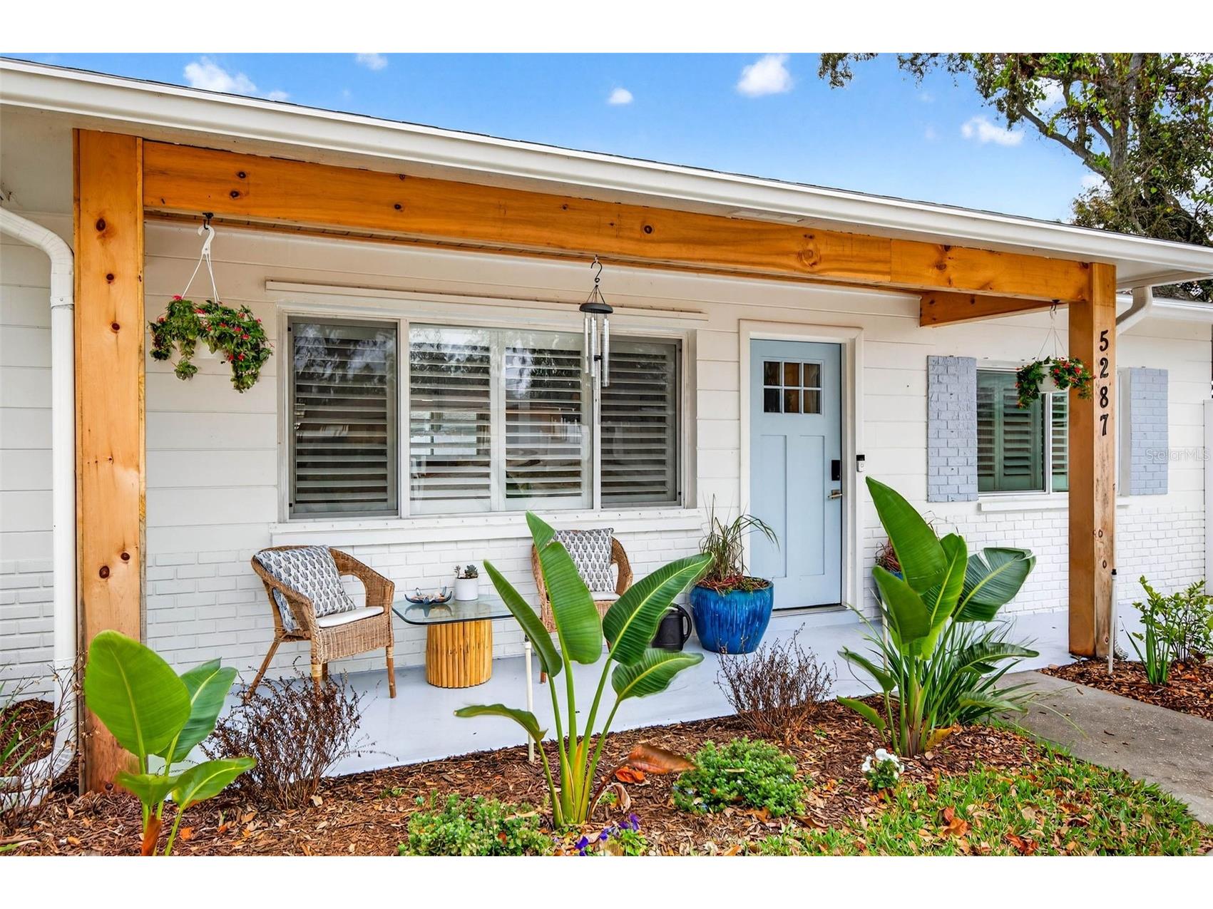 5287 99th Way N Seminole FL 33708 TB8480829 image1