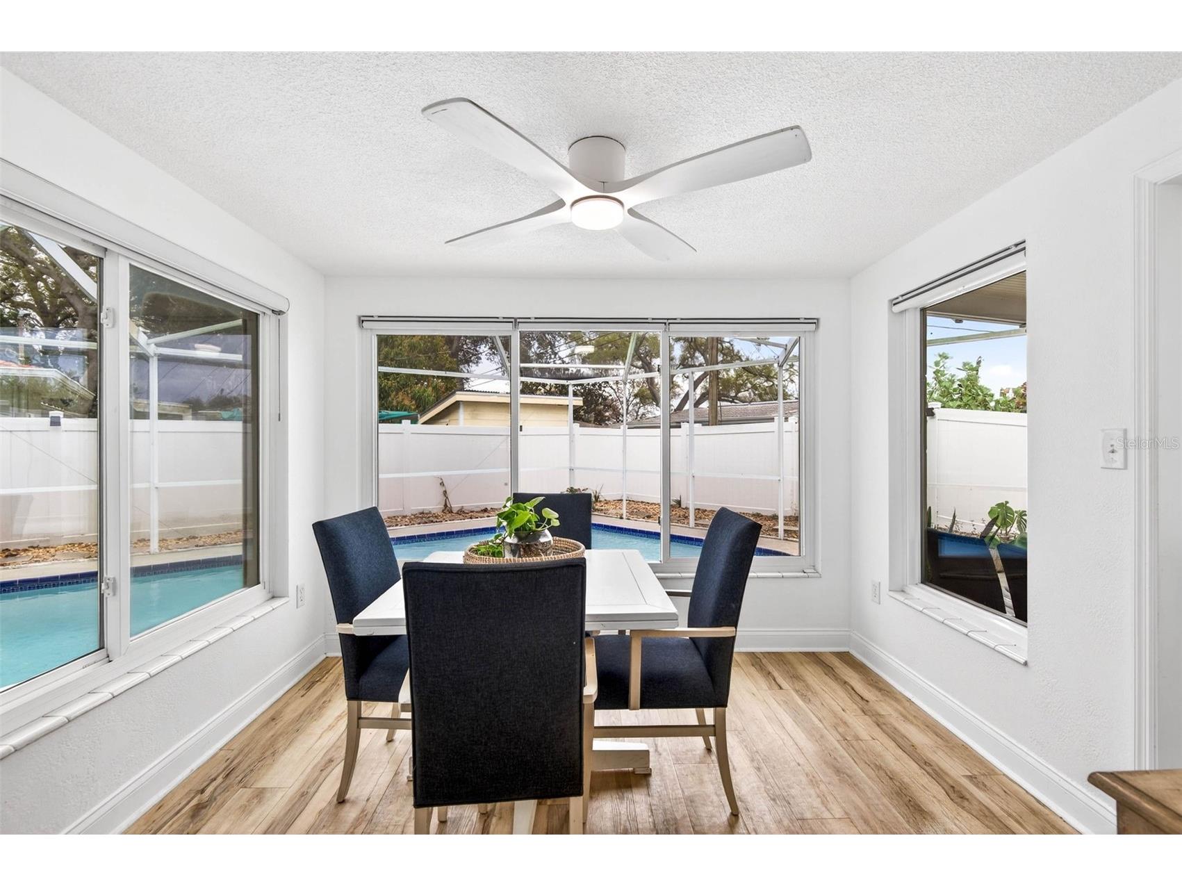 5287 99th Way N Seminole FL 33708 TB8480829 image15